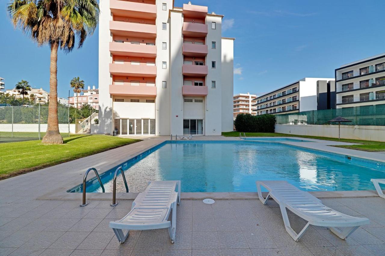 Praia Da Rocha Central 1 With Pool By Homing Portimão Extérieur photo
